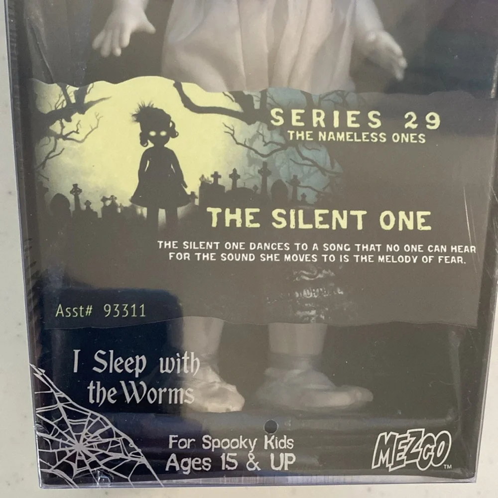 Living Dead Dolls Series 29 The Silent One
